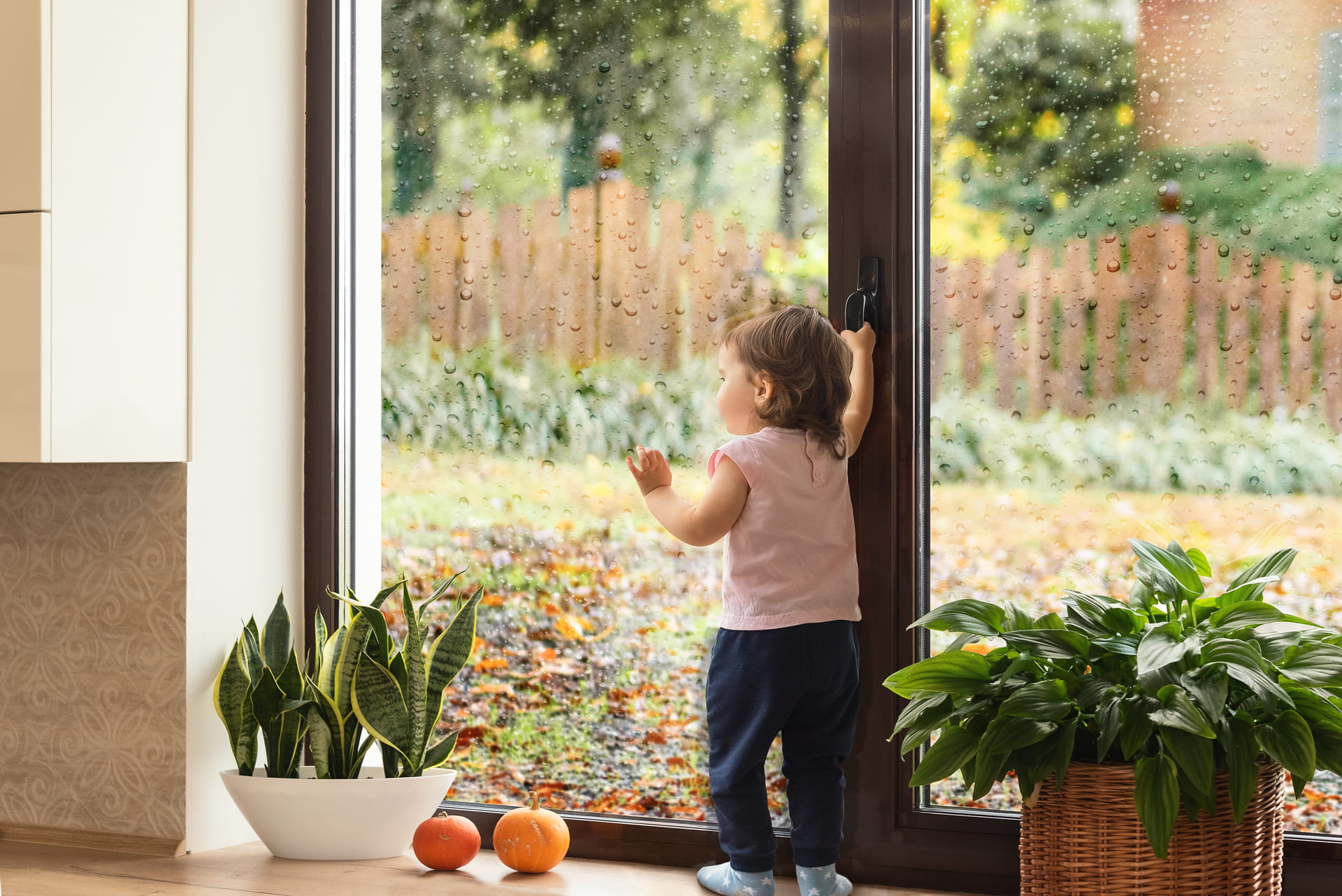 &laquo;Плачущие&raquo; окна: разбираемся, почему появляется конденсат и&nbsp;как с&nbsp;ним бороться