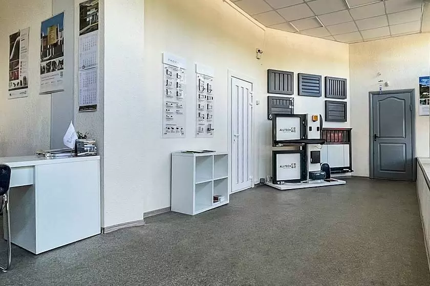 В Пинске открылся фирменный шоу-рум «АЛЮТЕХ»