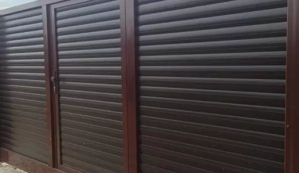 Встроенная калитка Встроенная калитка