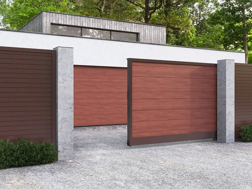 Лето новых возможностей: «АЛЮТЕХ» предлагает цифровую печать на въездных воротах Prestige